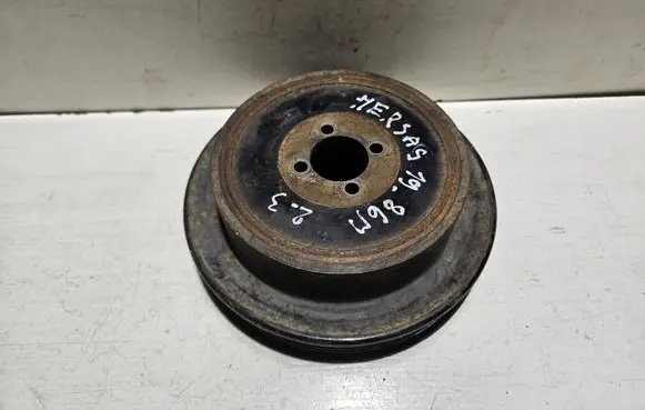 Mercedes-Benz 190 W201 Crankshaft pulley