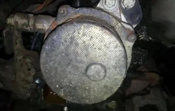 Peugeot Boxer Vacuum pump 9645141380 7002701A