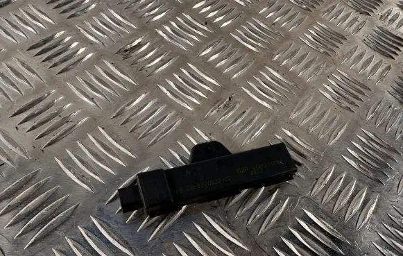 Interior comfort aerial antenna