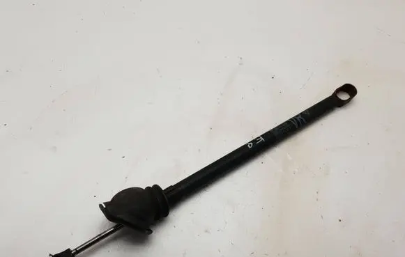 BMW 7 E65 E66 Front door check strap stopper 8503RH 51217112444 560700