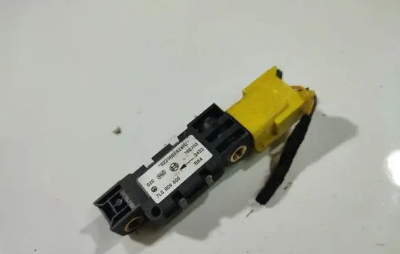 Airbag deployment crash/impact sensor