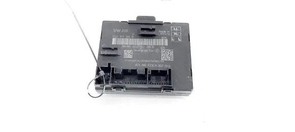 Audi A3 S3 8V Door control unit/module 5q0959395