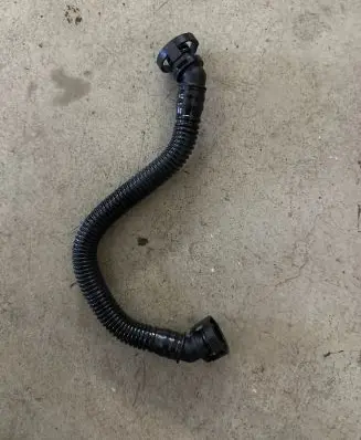 Volkswagen Scirocco Breather hose/pipe 06J103221