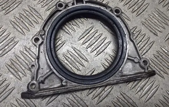 Nissan Almera Tino Crankshaft Holder 