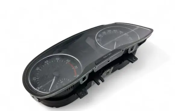 Skoda Fabia Mk3 (NJ) Speedometer (instrument cluster) 6V0920740B