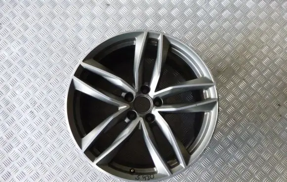 Audi Q5 SQ5 R20 alloy rim 
