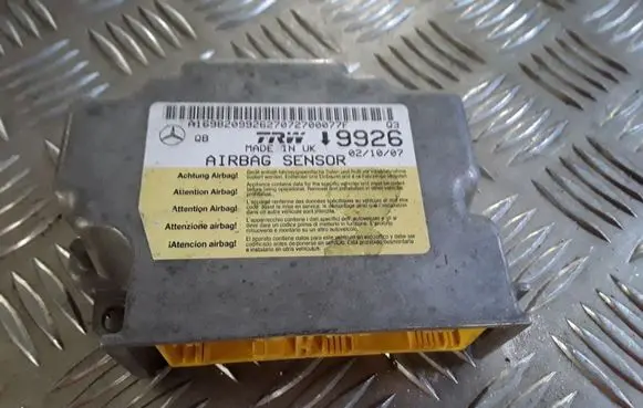 Mercedes-Benz A W169 Airbag control unit/module A1698209926 TRW9926