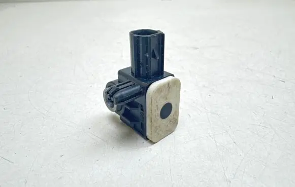 Ford Fusion II Airbag deployment crash/impact sensor CM5T14B006AA 130729600 C83HA