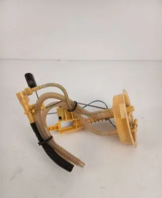 BMW X3 E83 In-tank fuel pump 7190944