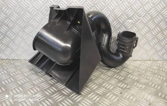 Opel Vivaro Air intake duct part 960155230R 93456932