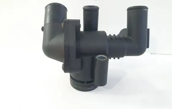Thermostat/thermostat housing
