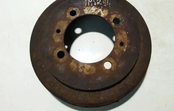 Mitsubishi Space Runner Drum brake (rear) 