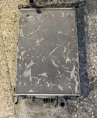 Ford C-MAX I Coolant radiator