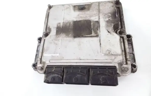 Renault Scenic I Engine control unit/module 0281001934 8200039569 HOM8200039569