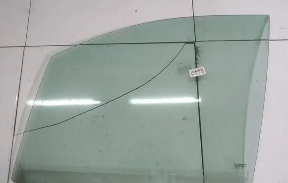 Citroen C8 Front door window glass four-door AS2