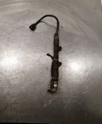 Toyota Avensis T250 Fuel main line pipe