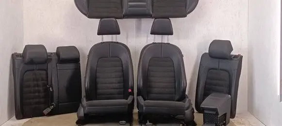 Volkswagen PASSAT CC Seat set 