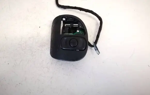Steering wheel buttons/switches