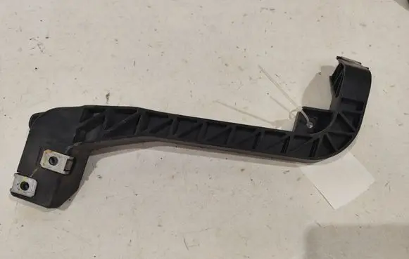 Mercedes-Benz GL X166 Radiator support slam panel bracket A1666263731