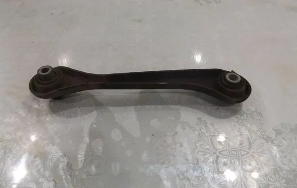 Volkswagen PASSAT B6 Rear control arm
