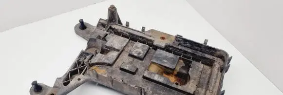 Volkswagen Touran I Battery tray 1K0915333B