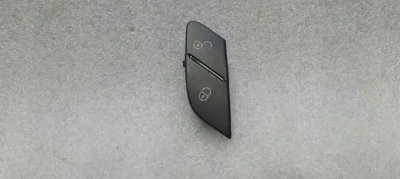 Mercedes-Benz ML W164 Central locking switch button A2518201010