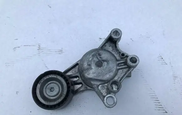 Opel Grandland X Timing belt tensioner 