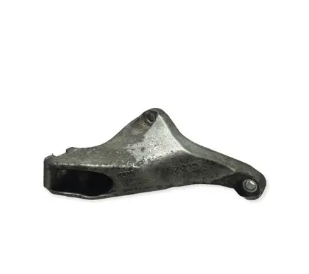 Audi A4 S4 B7 8E 8H Engine mounting bracket 8e0199307