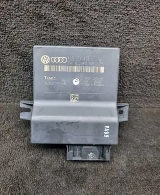 Audi Q7 4L Gateway control module 4L0907468 4L0910468