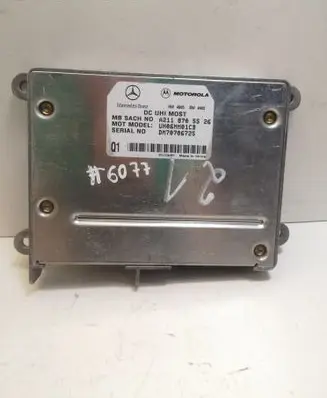 Mercedes-Benz E W211 Bluetooth control unit module A2118705526