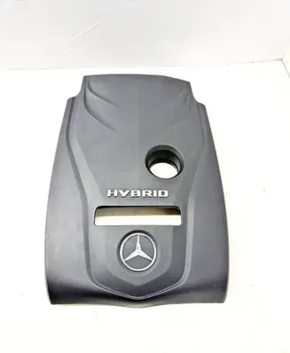 Mercedes-Benz C W205 Engine cover (trim) A2740106807