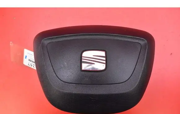Seat Ibiza IV (6J,6P) Steering wheel airbag 6J0880201K