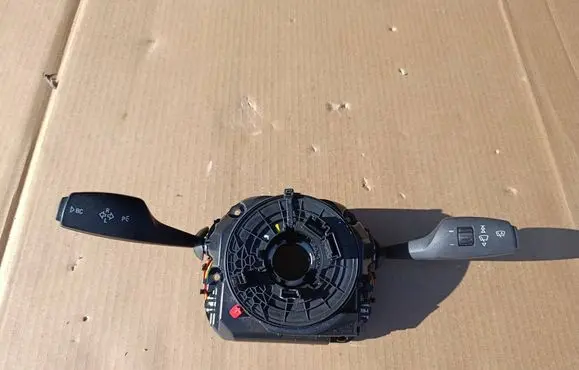 BMW 5 F10 F11 Headlight wiper switch 9301909 HW050000 SW052100