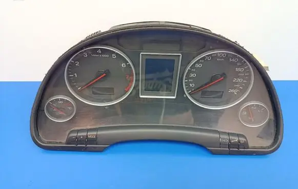 Speedometer (instrument cluster)