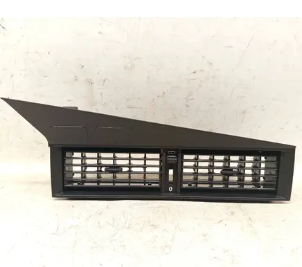 Mercedes-Benz 190 W201 Dash center air vent grill 2018300665 2018301265 2018300274