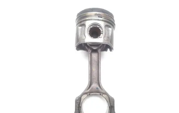 Jeep Cherokee Piston with connecting rod EBT