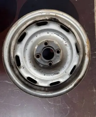 Volkswagen Golf III R14 steel rim 1H0601025B