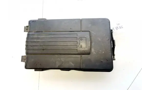 Volkswagen Golf V Battery box tray cover/lid 1k0915443a