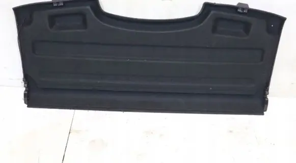 Parcel shelf