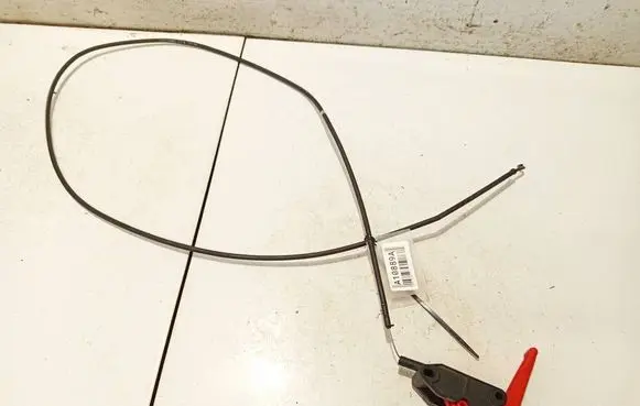 Engine bonnet (hood) release handle