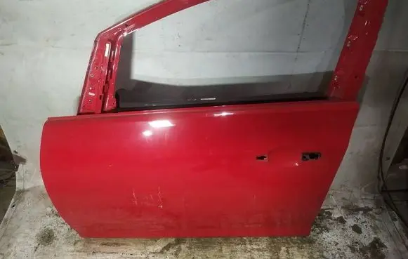 Opel Astra J Front door raudonos