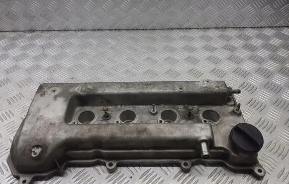 Toyota Corolla E120 E130 Rocker cam cover 