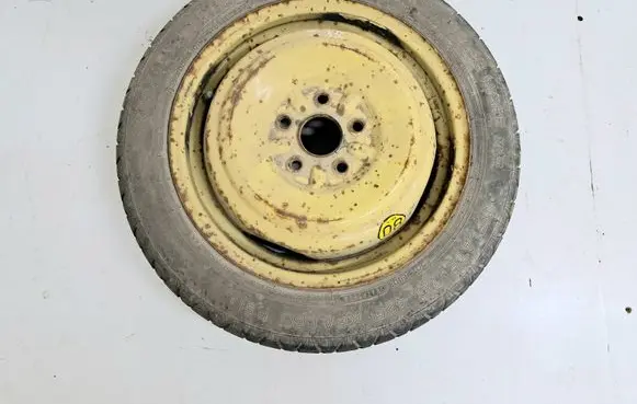 Toyota Avensis Verso R16 spare wheel 