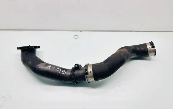 Intercooler hose/pipe