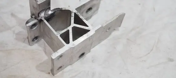 BMW X6 G06 Radiator mount bracket 7421636 16808314