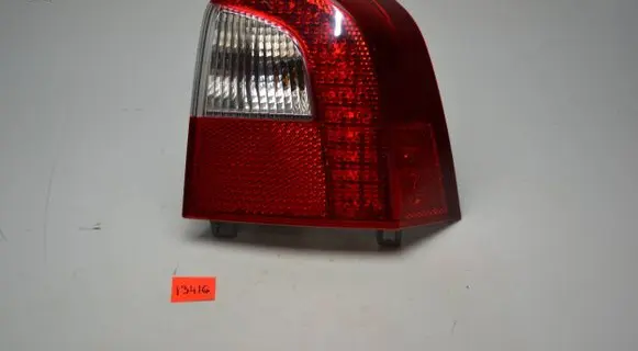 Volvo V70 Rear/tail lights 30698984