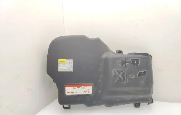 Peugeot 508 Fuse box cover 9687925880
