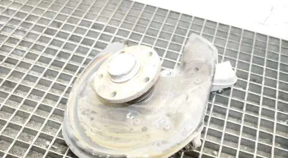 Seat Alhambra (Mk2) Rear wheel hub