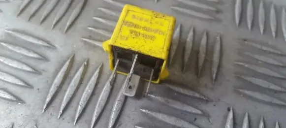 Ford Focus Other relay 93bg14n089b1b v23136-b1-x3