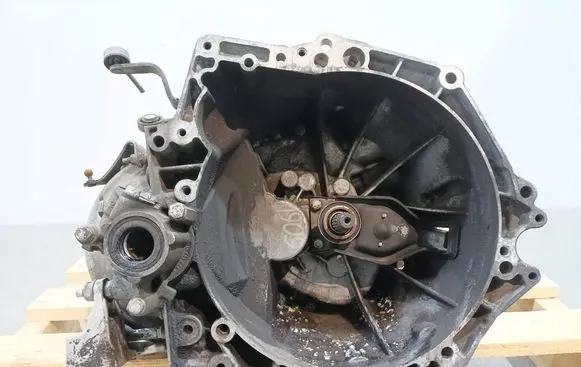 Peugeot Partner Manual 5 speed gearbox 20DM83